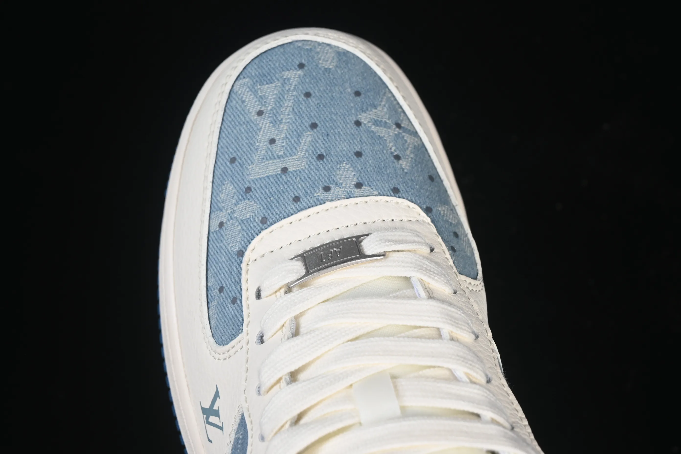 All categories Nk Air Force 1 Air Force series Nk Air Force 1 Low Air Force low-top Nike Air Force 1'07 Low joint white and blue canvas Air Force 1 low-top casual sneakers XD2588-606